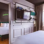 Moxy La 4* Parigi