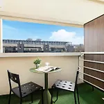 Moxy La Hotel Parigi