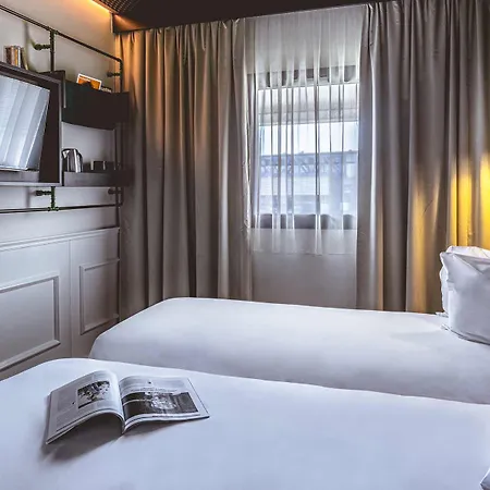 Hotel Moxy La
