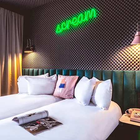 Hotel Moxy La