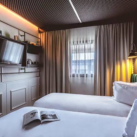 Hotel Moxy La Paris
