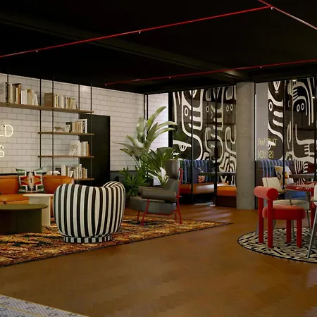 Hotel Moxy La