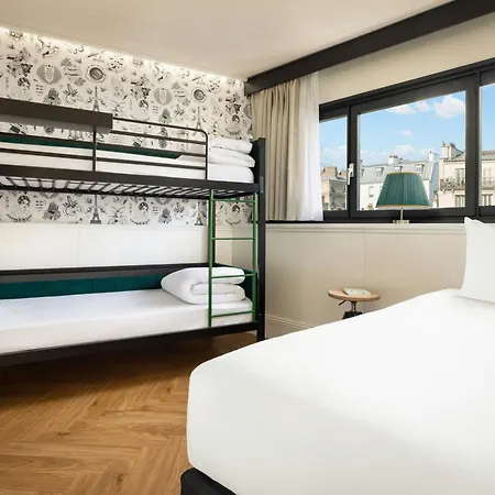 Moxy La Paris