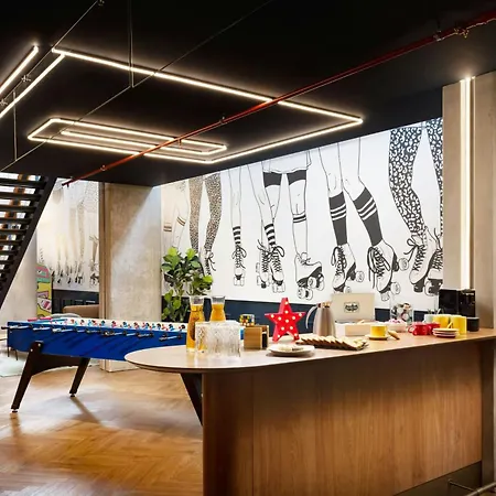 Moxy La 4* Paris