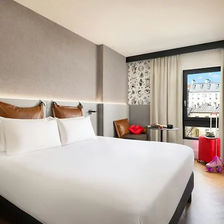 Moxy La Paris