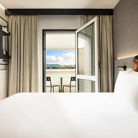Moxy La 4* Paris