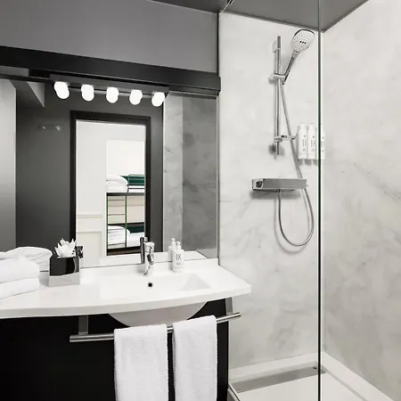 Moxy La Hotel