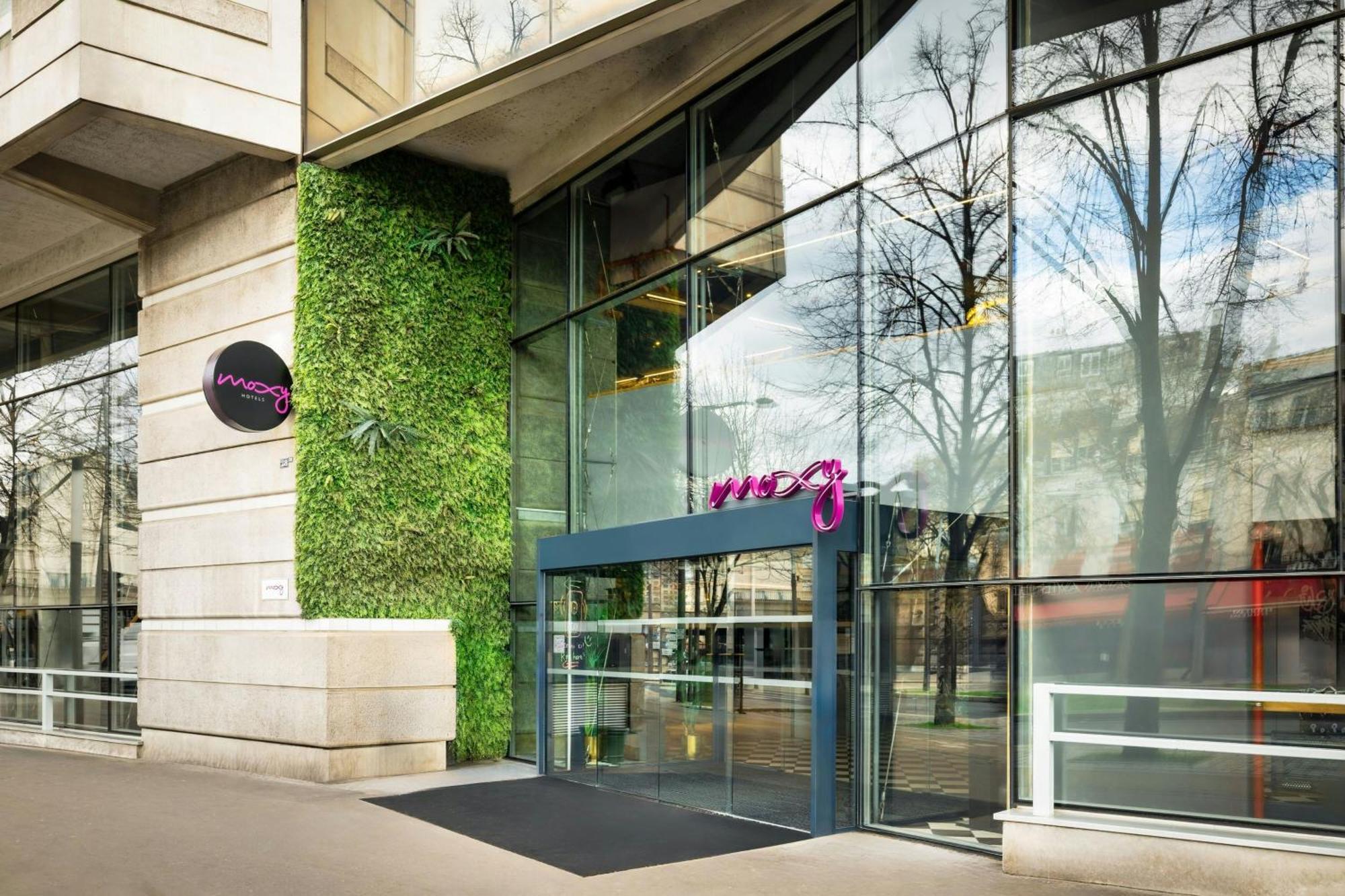 Moxy La Hotel 4*